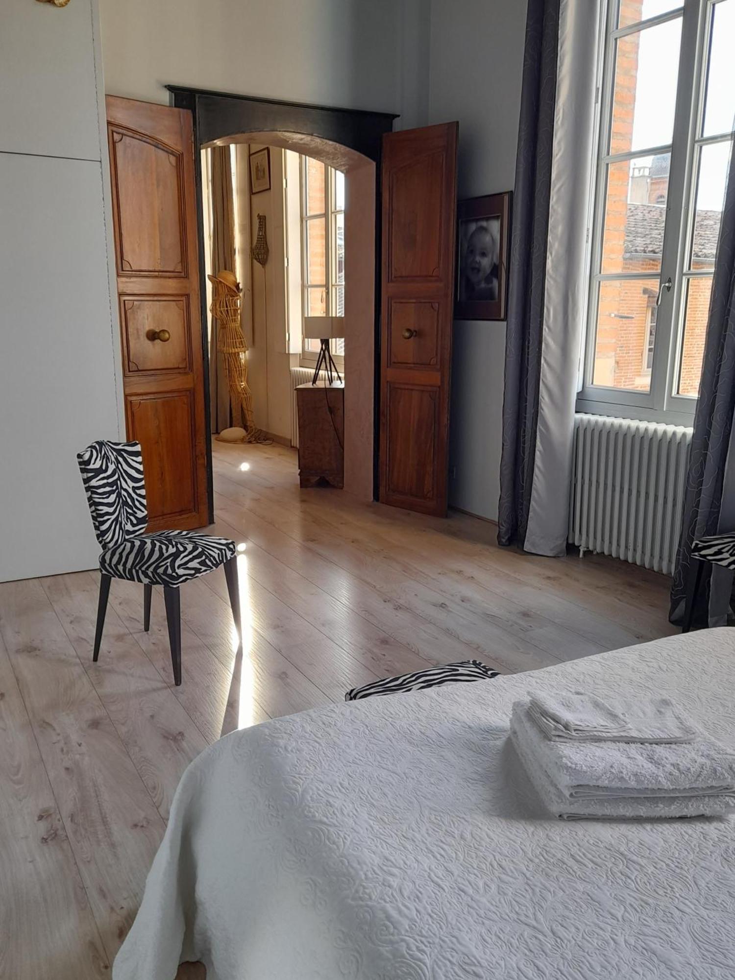 Apartamento Pied A Terre De Charme Albi Habitación foto